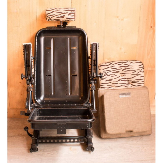 Image 1 of Vintage Transall stoel, Frans legervliegtuig