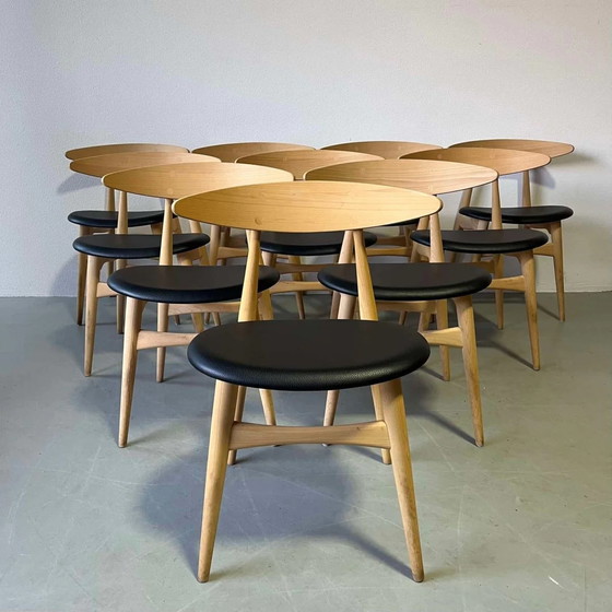 Image 1 of Set 6 Hans Wegner CH33 stoelen 