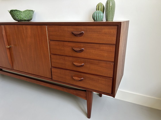 Image 1 of Vintage Teakhouten Dressoir Althoff