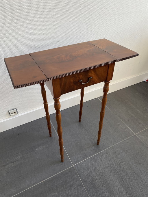 Klassieke Side Table