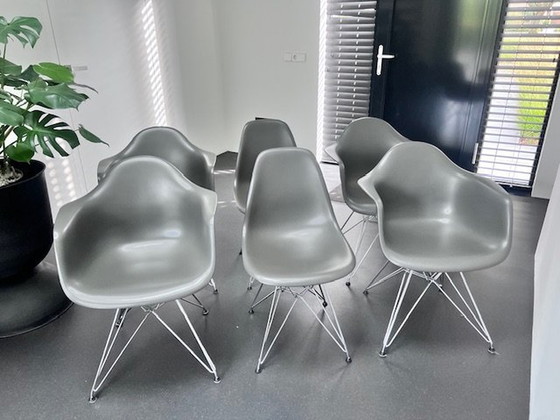 Image 1 of Vitra Eames 4X Dar & 2X Dsr