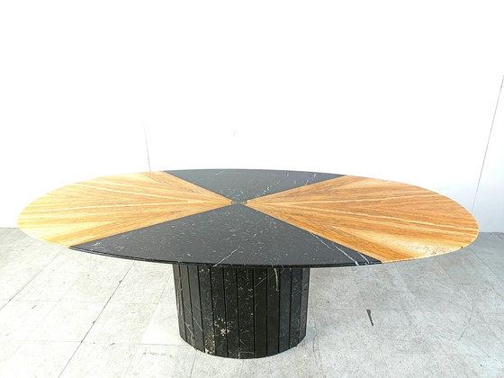 Image 1 of Vintage ovale eettafel van zwart marmer en onyx