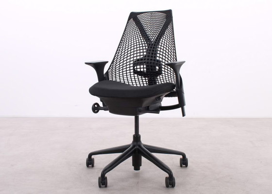 Image 1 of Herman Miller Sayl Bureaustoel Zwart