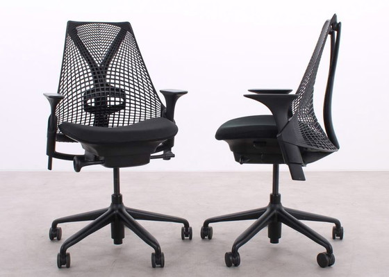 Image 1 of Herman Miller Sayl Bureaustoel Zwart