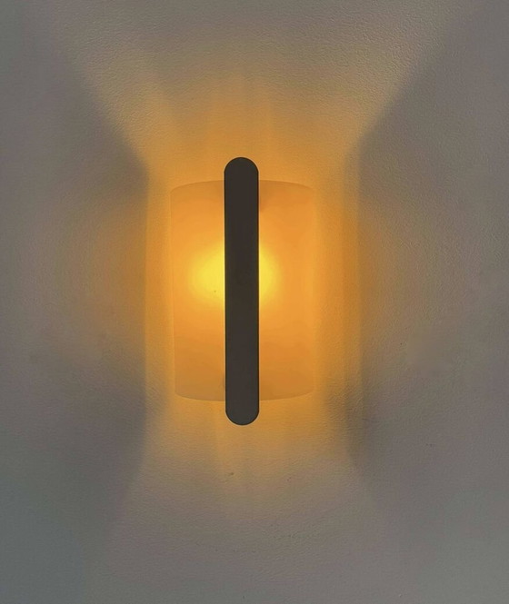 Image 1 of  Opaline glazen wandlamp van Delmas - Frankrijk 1970