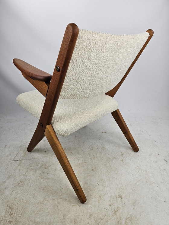 Image 1 of Arne Hovmand Armstoel Easy Chair Boucle Bekleding 