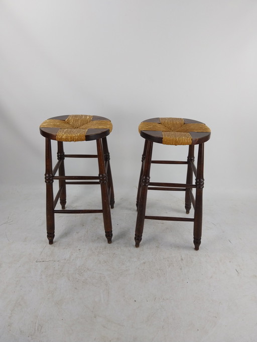 2 X 1970'S Barkrukken Donker Hout Met Biezen Zitting 