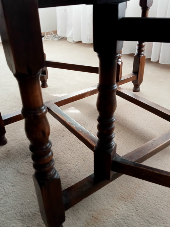 Image 1 of Authentiek Antiek Farmerhouse Ovaal Gateleg Tafel Met 4 Windsor Armstoelen