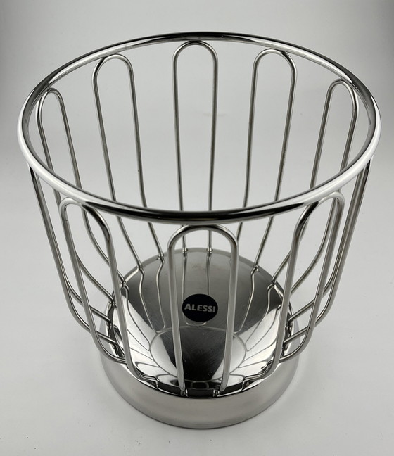 Image 1 of Alessi 370 fruitmand citrusmand