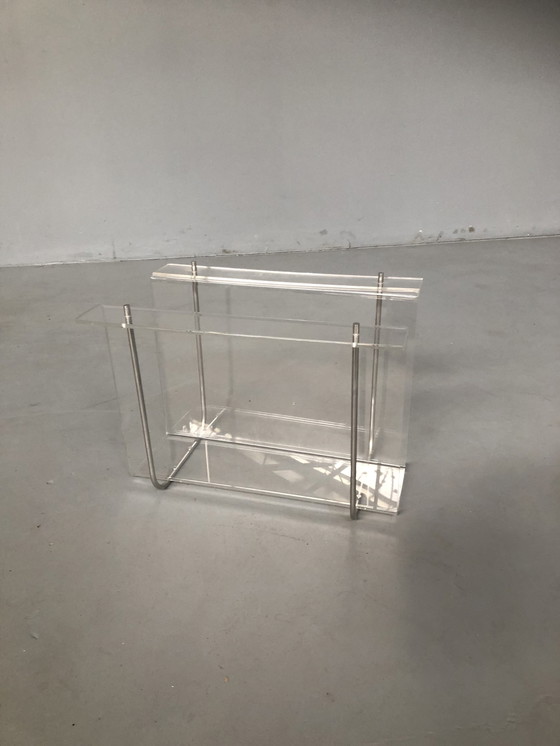 Image 1 of Vintage plexiglas lectuurbak