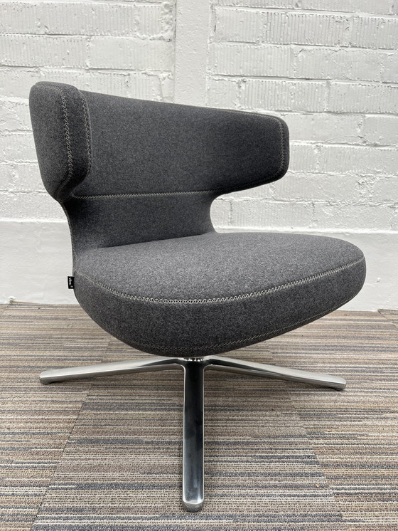 Image 1 of 1X Vitra Petit Repos fauteuil