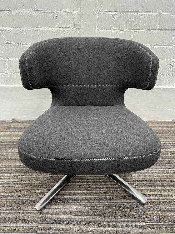 Image 1 of 1X Vitra Petit Repos fauteuil