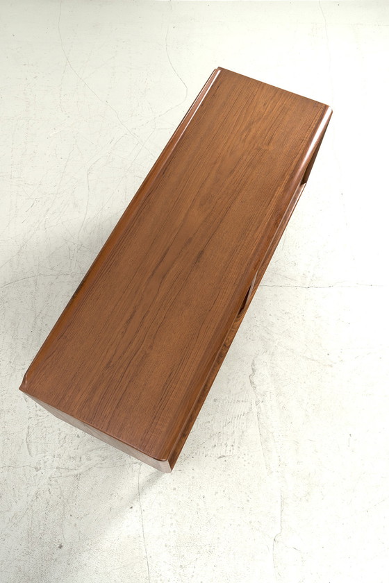 Image 1 of Svend Aage Madsen dressoir