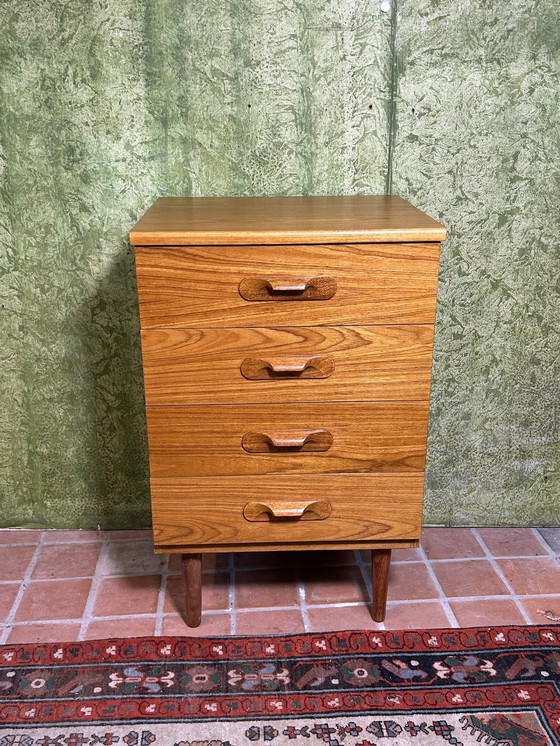 Image 1 of Mid century retro vintage teakhouten ladekast van Austinsuite 1960