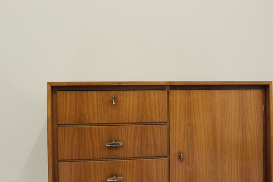 Image 1 of Mustering dressoir