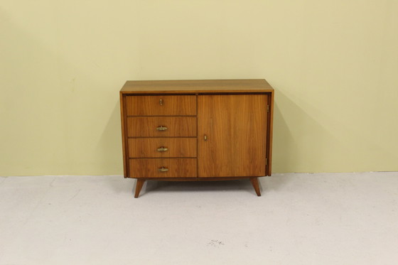 Image 1 of Mustering dressoir