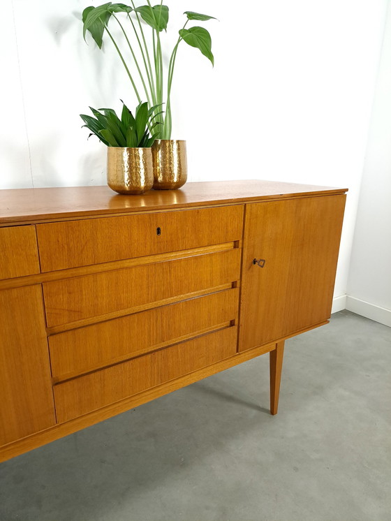 Image 1 of Lang Teak Dressoir Met Lades En Klepkast