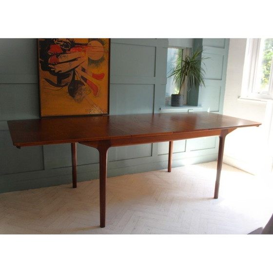 Image 1 of Mid century teakhouten eettafel van Mcintosh