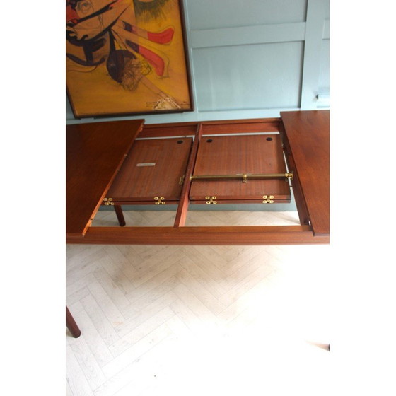 Image 1 of Mid century teakhouten eettafel van Mcintosh