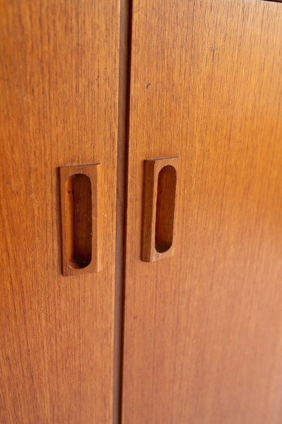 Image 1 of Vintage Boekenkast Jaren 60 Met Deurtjes