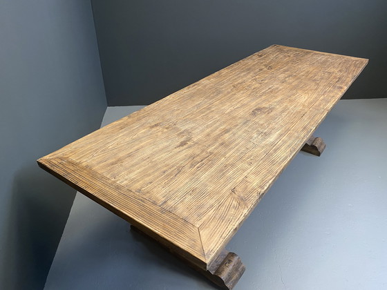 Image 1 of Vintage stevige tafel