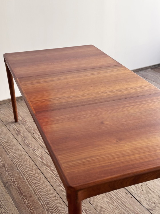 Image 1 of Mid Century Moderne Deense eettafel in teak van H.W. Klein voor Bramin, uitschuifbaar, 1960