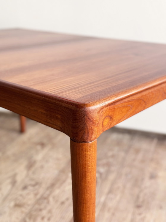 Image 1 of Mid Century Moderne Deense eettafel in teak van H.W. Klein voor Bramin, uitschuifbaar, 1960