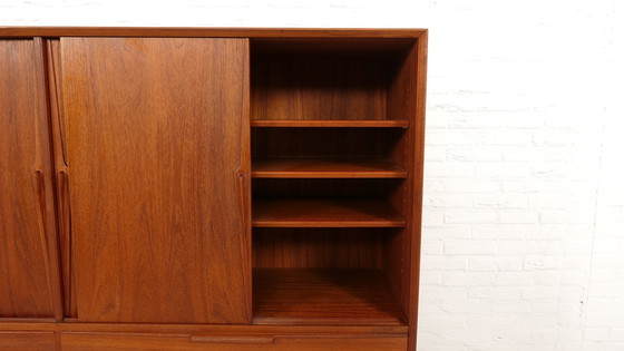 Image 1 of Vintage Kast | Deens Design | Schuifdeuren | Gunni Omann | 180 Cm