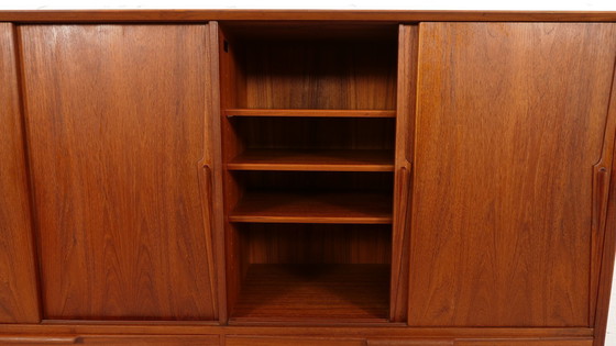 Image 1 of Vintage Kast | Deens Design | Schuifdeuren | Gunni Omann | 180 Cm