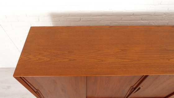 Image 1 of Vintage Kast | Deens Design | Schuifdeuren | Gunni Omann | 180 Cm