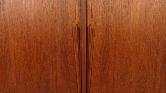 Image 1 of Vintage Kast | Deens Design | Schuifdeuren | Gunni Omann | 180 Cm