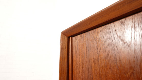 Image 1 of Vintage Kast | Deens Design | Schuifdeuren | Gunni Omann | 180 Cm