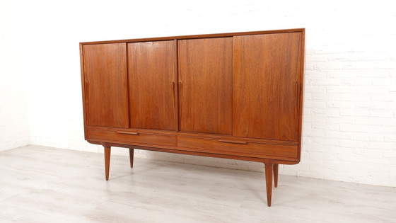 Image 1 of Vintage Kast | Deens Design | Schuifdeuren | Gunni Omann | 180 Cm