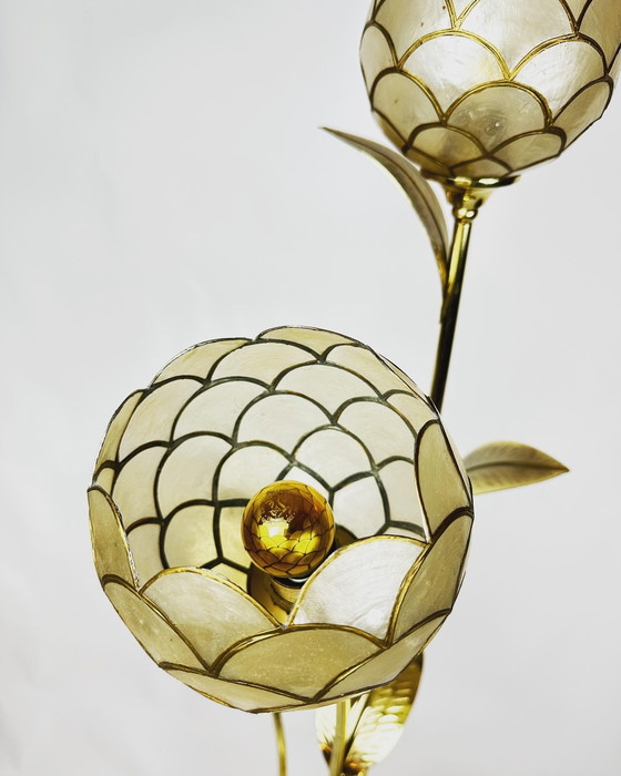 Image 1 of Vintage capiz bloemen vloerlamp