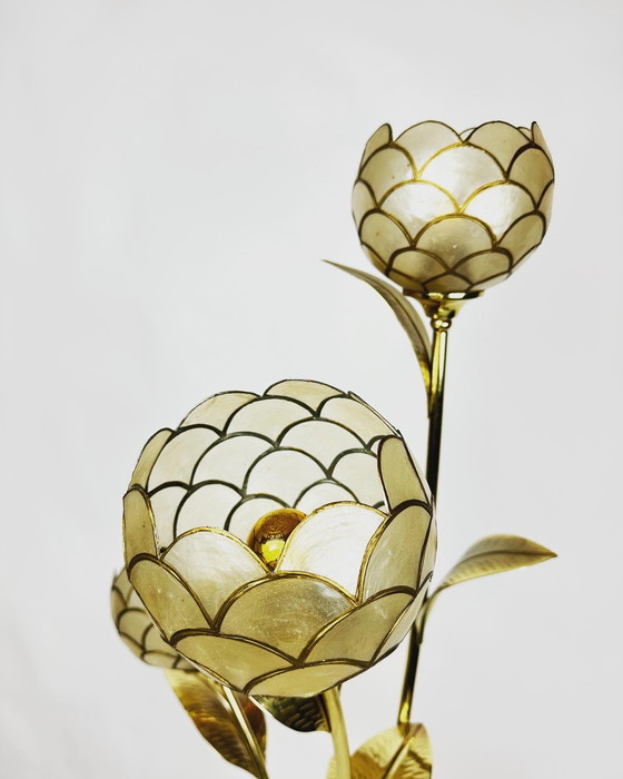 Image 1 of Vintage capiz bloemen vloerlamp