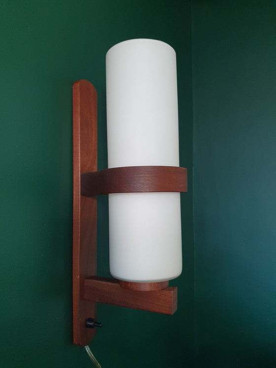 Image 1 of Xl Scandinavisch Design Wandlamp Mid-Century Lamp, Teak/Glas