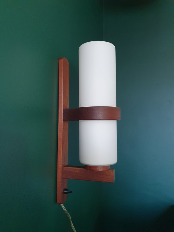 Image 1 of Xl Scandinavisch Design Wandlamp Mid-Century Lamp, Teak/Glas