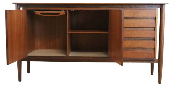 Image 1 of Sideboard 'Swindon' vintage