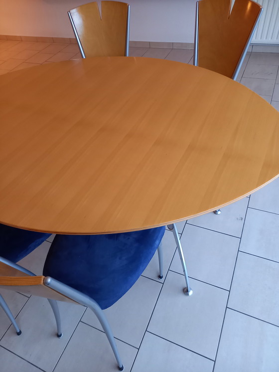 Image 1 of Bree's World tafel