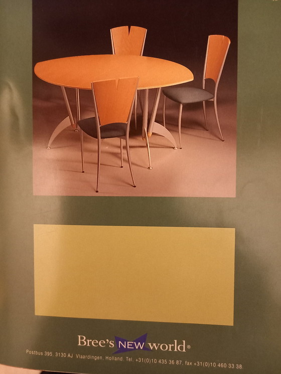 Image 1 of Bree's World tafel