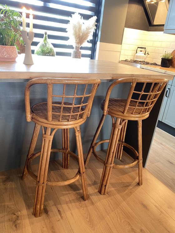Image 1 of 2x Vintage  rotan barkrukken barstoelen