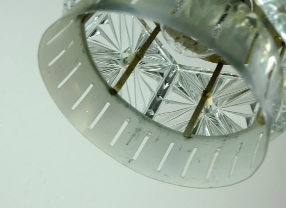 Image 1 of elegante mid-century hanglamp van kristalglas en metaal met 6 glazen prisma's uit de jaren 60