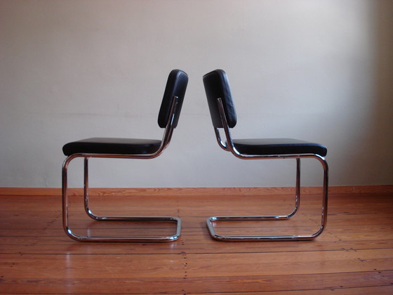 Image 1 of Thonet S32 PV Sledestoelen, ontworpen door Marcel Breuer