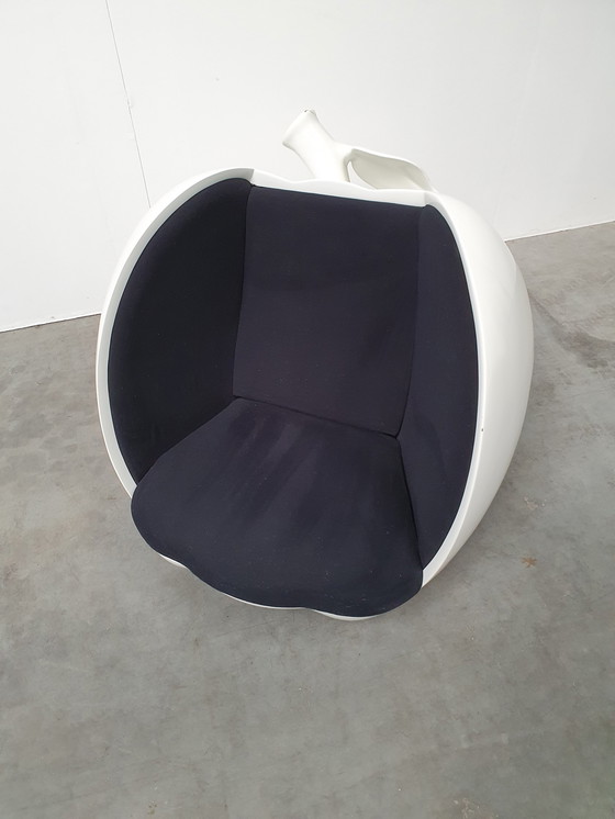 Image 1 of space age fiberglass apple lounge chair