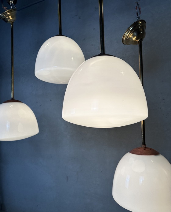 Image 1 of 4X Art Deco Klooster-/Schoollampen - Opaline En Messing