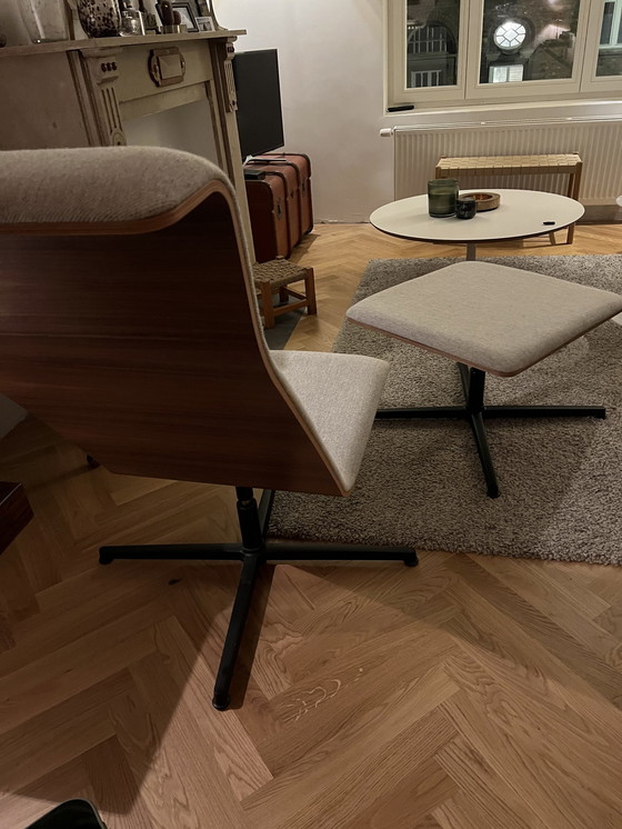 Image 1 of Loungestoel + voetenbank van Alain Berteau bij Bulo
