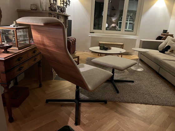 Image 1 of Loungestoel + voetenbank van Alain Berteau bij Bulo