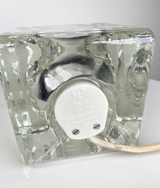 Image 1 of Vintage Duitse Peill & Putzler ijsblokjes tafellamp uit de jaren 1970
