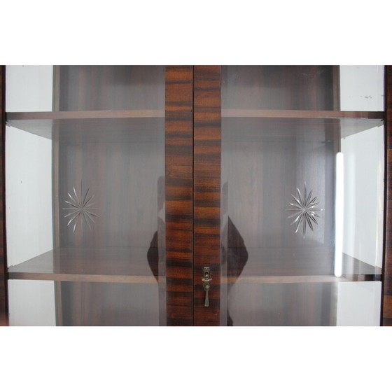 Image 1 of Vintage Art Deco vitrinekast van rozenhout en glas, Tsjecho-Slowakije jaren 1930