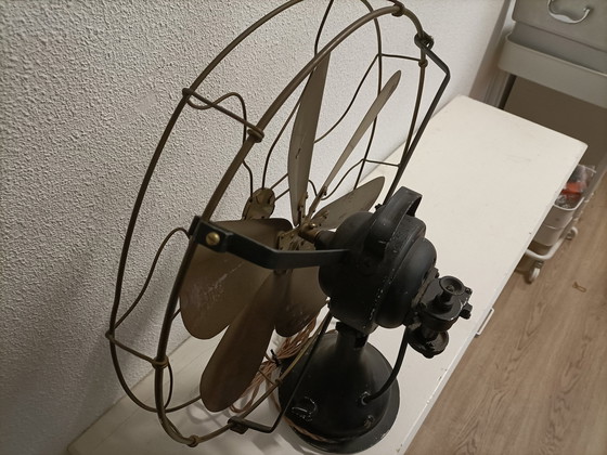 Image 1 of General Electric Vintage Fan Van Messing 16-Inch 1920S